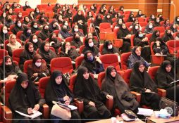 دوره دانش افزایی دینی و شهروندی در شاهین‌شهر