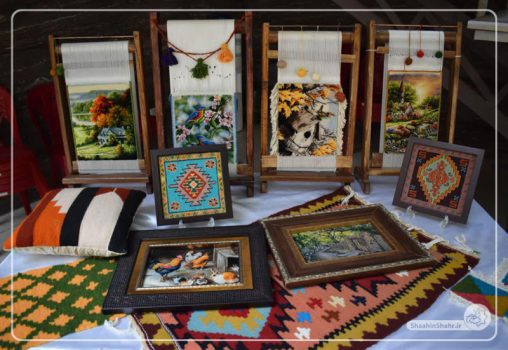 گشایش نمایشگاه صنایع دستی در فرهنگسرای خانواده