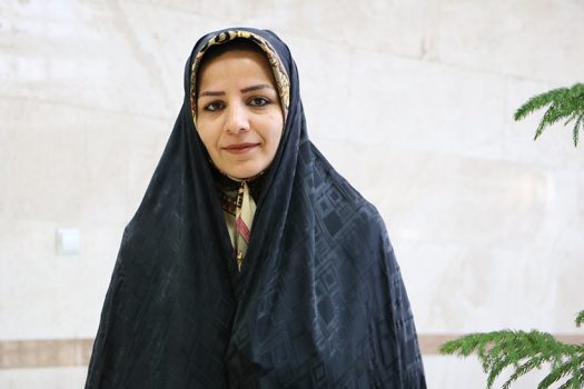 رشمانی نویسنده ای برای کودکان در شاهین شهر