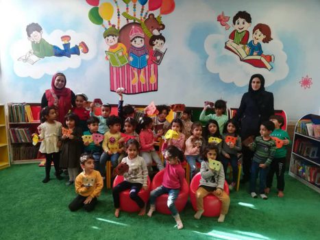 بازدید هنرجویان کودک فرهنگسرای اشراق از کتابخانه نگارستان
